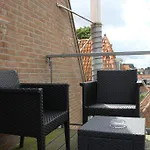 De Magneet 3*