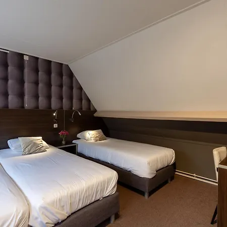 De Magneet Hotel 3*